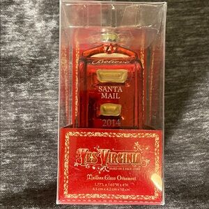 MACYS Retired Collectible Glass Ornament 2014 Yes Virginia BELIEVE Series